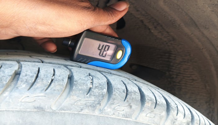 2022 Tata NEXON EV XZ PLUS, Electric, Automatic, 30,521 km, tyre