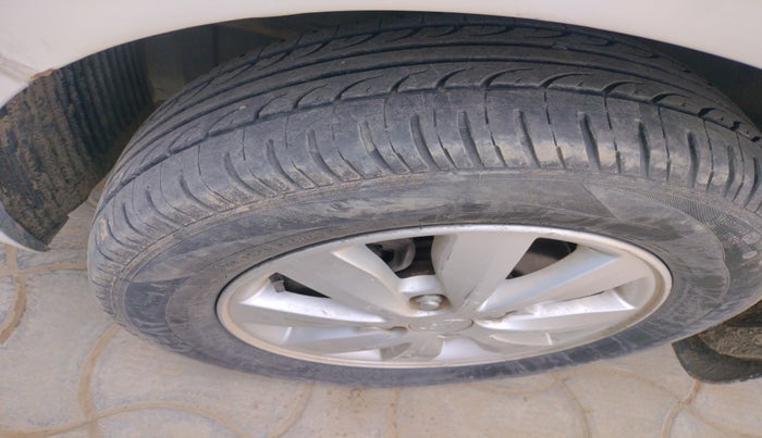 2012 Hyundai i20 SPORTZ 1.4 CRDI, Diesel, Manual, 1,16,336 km, tyre