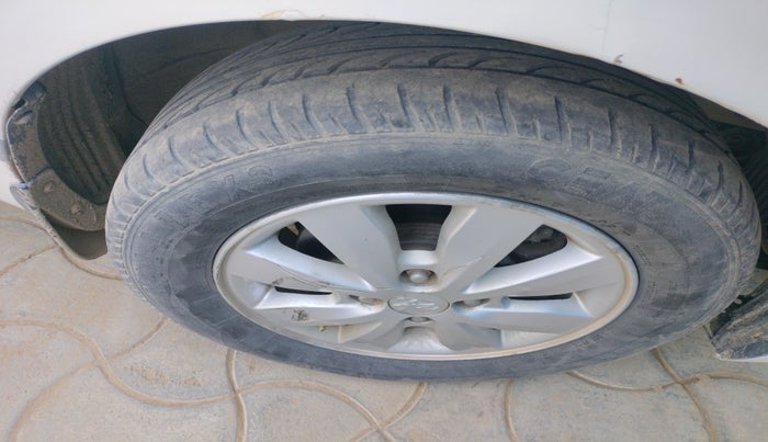 2012 Hyundai i20 SPORTZ 1.4 CRDI, Diesel, Manual, 1,16,336 km, tyre