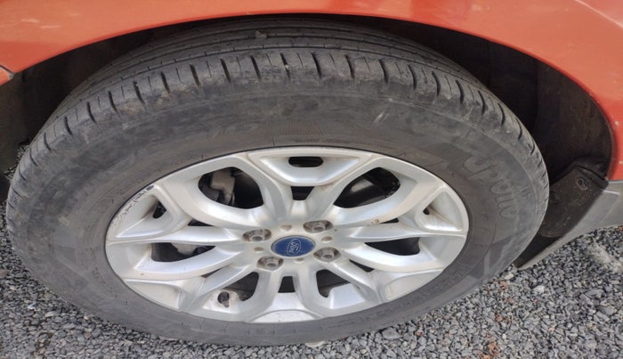 2013 Ford Ecosport TITANIUM 1.5L DIESEL (OPT), Diesel, Manual, 75,899 km, tyre