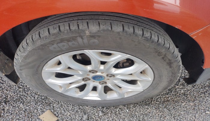 2013 Ford Ecosport TITANIUM 1.5L DIESEL (OPT), Diesel, Manual, 75,899 km, tyre