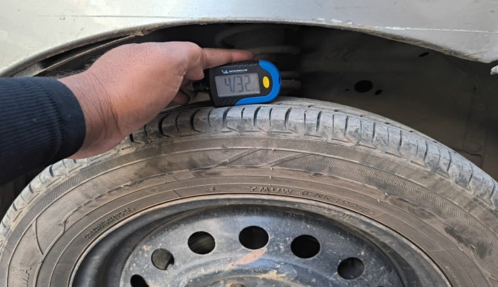 2017 Maruti Wagon R 1.0 VXI AMT, Petrol, Automatic, 90,886 km, tyre