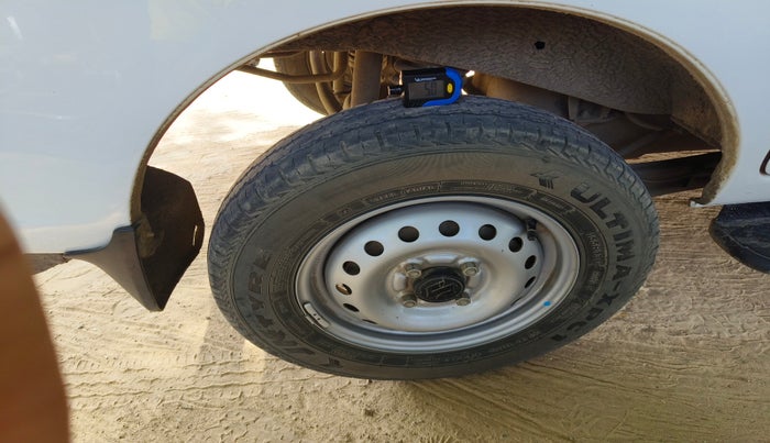 2024 Maruti Eeco 5 Str Ac CNG (O) , Petrol, Manual, 30,202 km, tyre