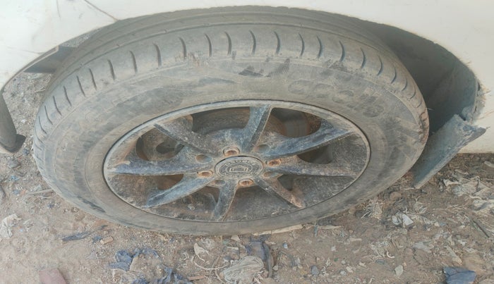 2012 Hyundai Santro Xing GL, Petrol, Manual, 95,850 km, tyre