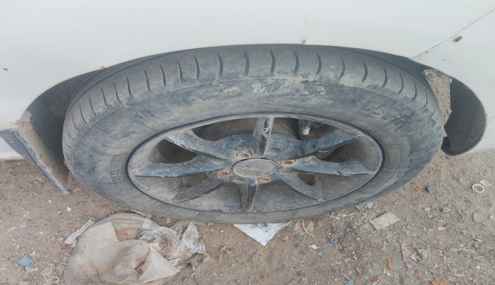 2012 Hyundai Santro Xing GL, Petrol, Manual, 95,850 km, tyre