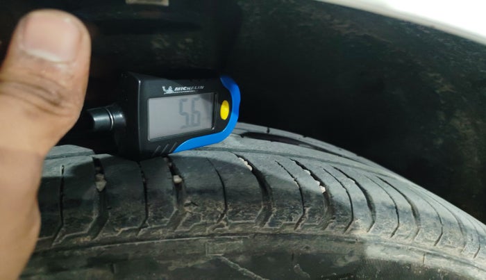 2023 Hyundai NEW I20 ASTA (O) 1.2 MT, Petrol, Manual, 30,451 km, tyre