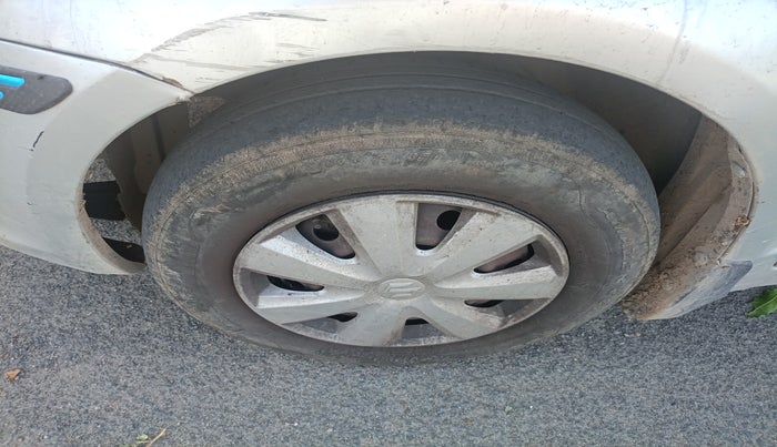 2011 Maruti Swift Dzire VDI, Diesel, Manual, 2,96,524 km, tyre