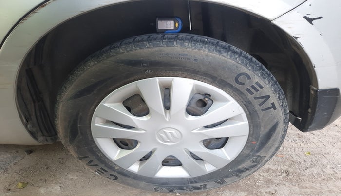 2013 Maruti Swift Dzire VXI, Petrol, Manual, 59,774 km, tyre
