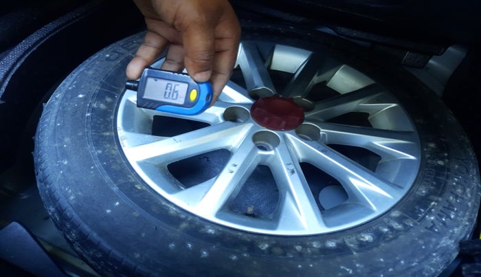 2013 Toyota Camry 2.5L AT, Petrol, Automatic, 41,250 km, tyre