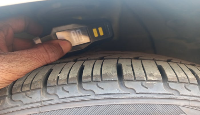 2020 Hyundai XCENT PRIME T  VTVT PLUS  CNG, Petrol, Manual, 80,371 km, tyre