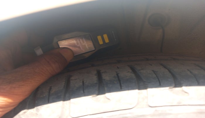 2020 Hyundai XCENT PRIME T  VTVT PLUS  CNG, Petrol, Manual, 80,371 km, tyre