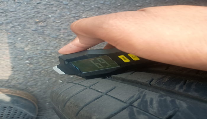 2012 Hyundai i20 ASTA 1.2, Petrol, Manual, 1,13,753 km, tyre