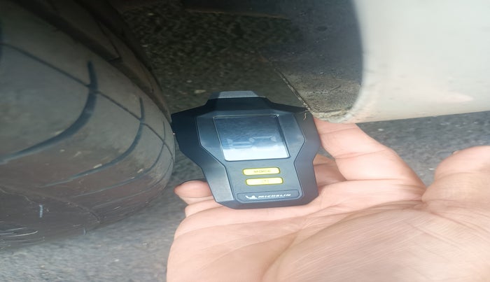 2012 Hyundai i20 ASTA 1.2, Petrol, Manual, 1,13,753 km, tyre