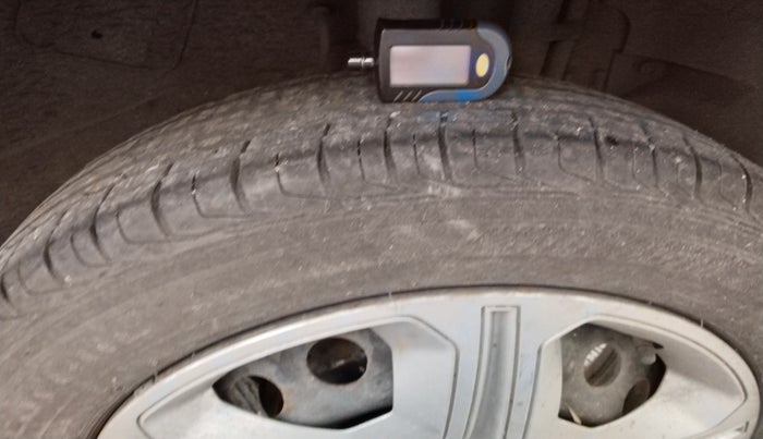 2021 Tata NEXON XE PETROL, Petrol, Manual, 25,318 km, tyre