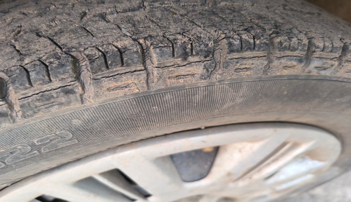 2010 Hyundai Santro Xing GLS LPG, Petrol, Manual, 59,784 km, tyre