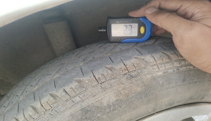 2011 Maruti Ritz LDI, Diesel, Manual, 1,24,361 km, tyre