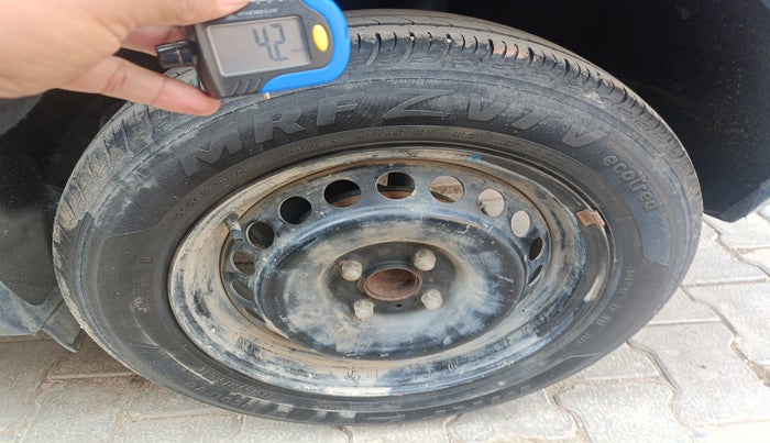 2020 Maruti Baleno DELTA PETROL 1.2, Petrol, Manual, 76,990 km, tyre