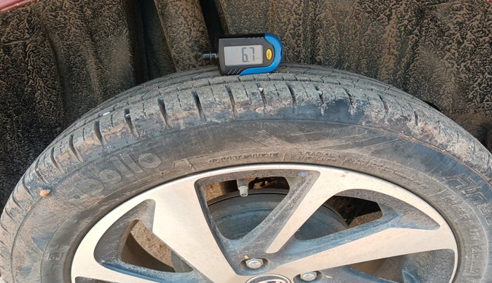 2024 Toyota Glanza V AMT, Petrol, Automatic, 15,377 km, tyre