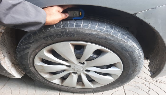 2017 Maruti Baleno DELTA DIESEL 1.3, Diesel, Manual, 1,62,702 km, tyre