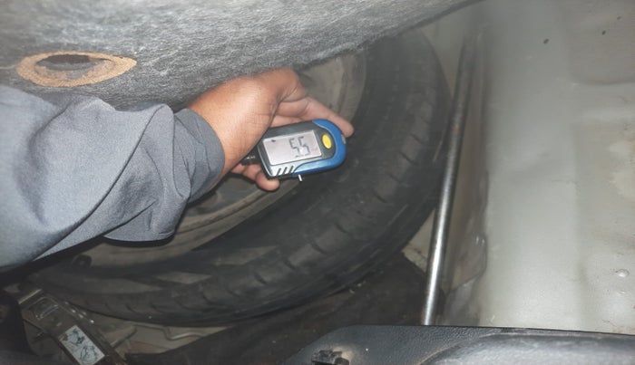 2017 Maruti Baleno DELTA DIESEL 1.3, Diesel, Manual, 1,62,702 km, tyre