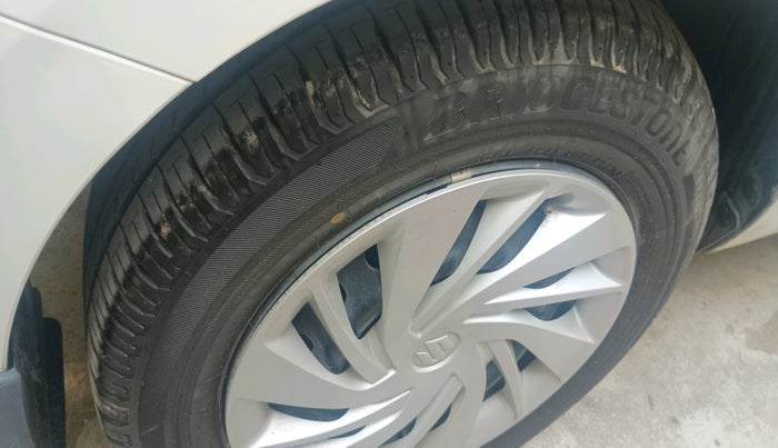 2023 Maruti Ertiga VXI CNG, Petrol, Manual, 18,155 km, tyre