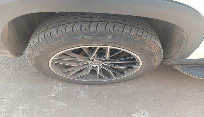 2023 Maruti Grand Vitara SIGMA SMART HYBRID, Petrol, Manual, 75,089 km, tyre