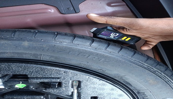 2016 Hyundai Creta SX PLUS AT 1.6 PETROL, Petrol, Automatic, 54,705 km, tyre