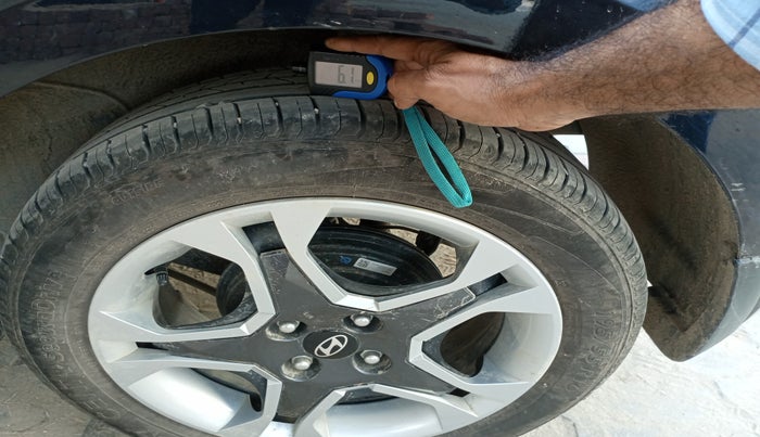 2025 Hyundai NEW I20 SPORTZ 1.2 IVT, Petrol, Automatic, 1,745 km, tyre