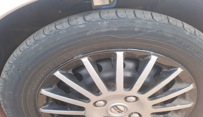 2018 Maruti Ertiga VDI SHVS, Diesel, Manual, 95,604 km, tyre
