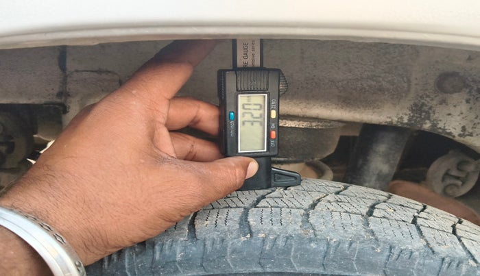 2012 Maruti Alto K10 VXI, Petrol, Manual, 63,347 km, tyre