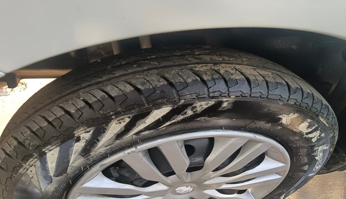 2022 Maruti Swift LXI, Petrol, Manual, 17,818 km, tyre