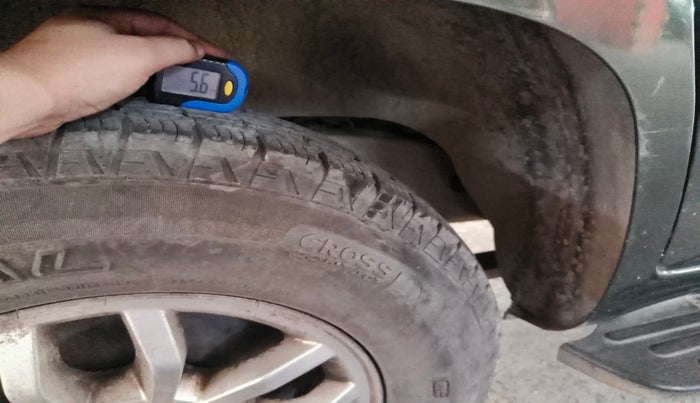2017 Mahindra TUV300 T8, Diesel, Manual, 71,862 km, tyre