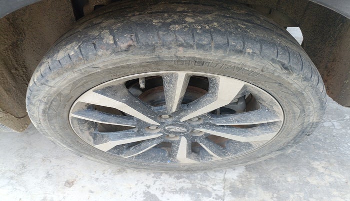 2019 Mahindra XUV300 W8 (O) 1.5 DIESEL, Diesel, Manual, 99,322 km, tyre