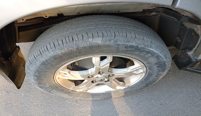 2016 Mahindra Scorpio S10, Diesel, Manual, 1,06,752 km, tyre