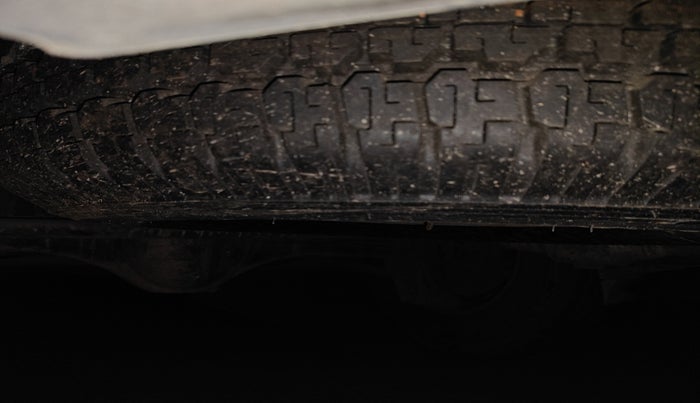 2018 Tata Hexa XMA 4X2 7 STR, Diesel, Automatic, 82,000 km, tyre