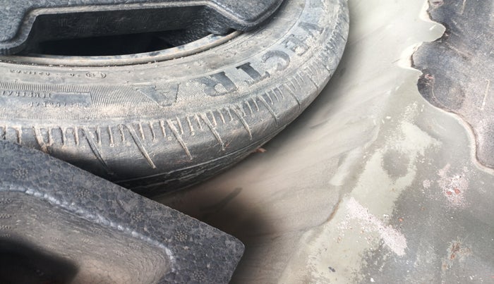 2017 Maruti Ciaz SIGMA DIESEL 1.3, Diesel, Manual, 1,15,841 km, tyre