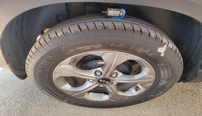 2020 KIA SELTOS HTK PLUS 1.5, Petrol, Manual, 1,17,999 km, tyre