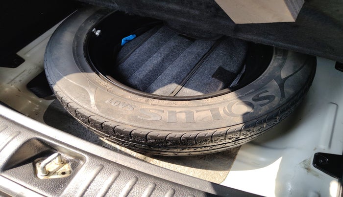 2020 KIA SELTOS HTK PLUS 1.5, Petrol, Manual, 1,17,999 km, tyre