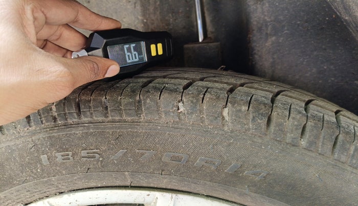 2011 Skoda Fabia ACTIVE 1.2 MPI, Petrol, Manual, 87,442 km, tyre