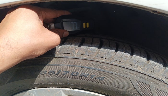 2011 Skoda Fabia ACTIVE 1.2 MPI, Petrol, Manual, 87,442 km, tyre