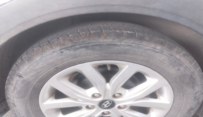 2019 Hyundai Creta SX 1.6 PETROL, Petrol, Manual, 1,30,305 km, tyre