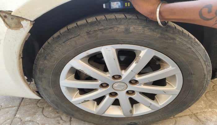 2013 Maruti SX4 ZXI, Petrol, Manual, 67,415 km, tyre