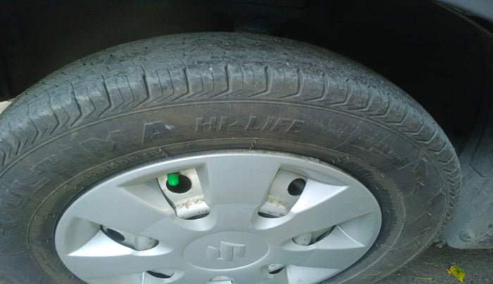 2015 Maruti Wagon R 1.0 LXI, Petrol, Manual, 99,885 km, tyre