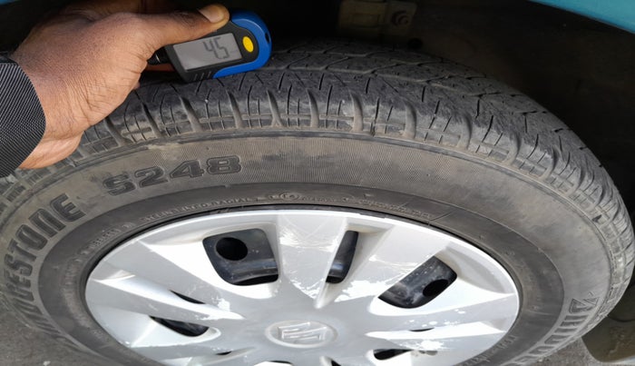 2012 Maruti Swift Dzire VDI, Diesel, Manual, 1,44,350 km, tyre