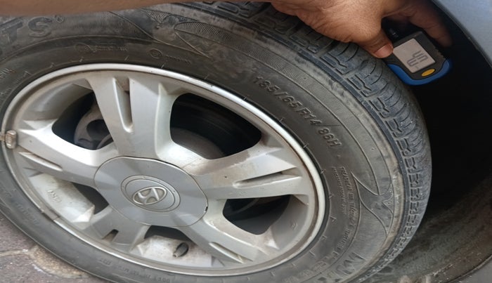 2011 Hyundai i20 SPORTZ 1.2, Petrol, Manual, 83,890 km, tyre