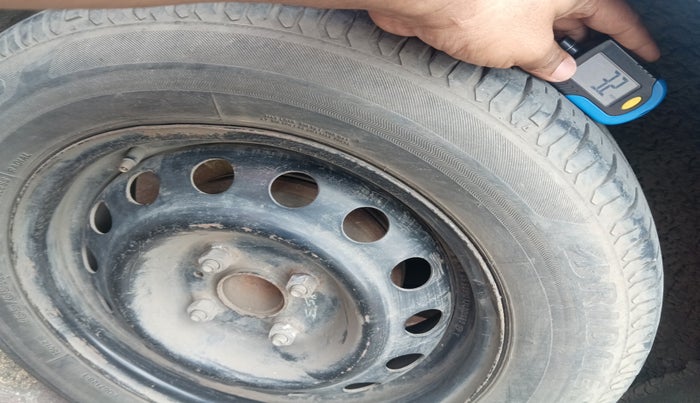 2011 Hyundai i20 SPORTZ 1.2, Petrol, Manual, 83,890 km, tyre