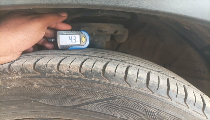 2019 Hyundai VENUE SX (O) 1.5 CRDI, Diesel, Manual, 86,092 km, tyre