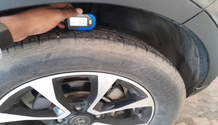 2021 Tata NEXON XZA PLUS SUNROOF DIESEL, Diesel, Automatic, 50,394 km, tyre