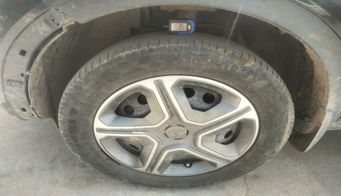 2017 Tata NEXON XM PETROL, Petrol, Manual, 1,17,589 km, tyre