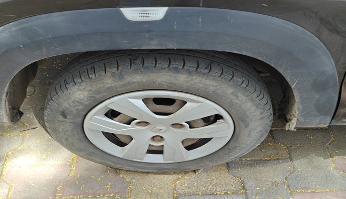 2017 Renault Kwid RXT 0.8, Petrol, Manual, 98,769 km, tyre